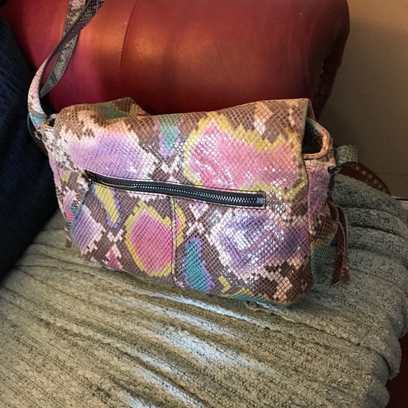 Aimee Kestenberg Pebble Leather cross body purse - Picture 2 of 3